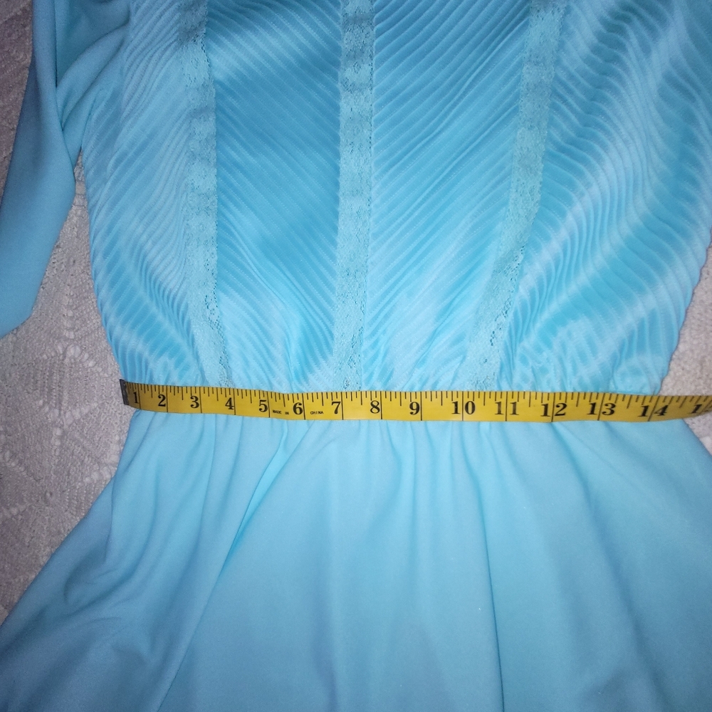 Vintage  1960s JENNIFER GEE Light Blue Pleated Textured Lines  Midi Dress  Sz 14 - Picture 12 of 13